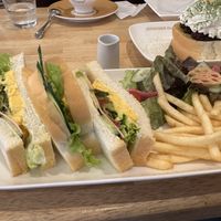 Mixed Sandwich Plate  at KOMEDA is in Tokyo