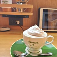 Matcha latte 💚 at KOMEDA is in Tokyo