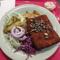 Vegan schnitzel plate at Warzywina in Gdynia