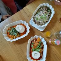 Gaeng Massaman with tofu + Gaeng Panaeng with vegetables (+ no veg soup) at Pumpui in Vienna
