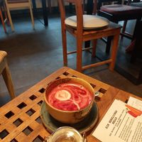 Rote Beete Latte at Erdfreund Kaffee in Butzbach