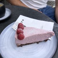Vegan raspberry cheesecake (7,50€)  at KLYO in Vienna