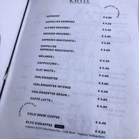 Drinks   at KLYO in Vienna