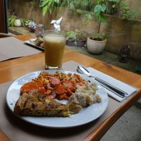 Prato de buffet escolhido
(Chosen buffet plate) at GAO in Matosinhos