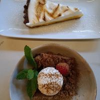 Lemon meringue pie & crumble with ice cream at GAO in Matosinhos