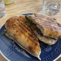 Vegetarpanini uden ost  at Kaffebar in Hilleroed