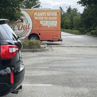 Food truck outside Tinhouse brewing   at Veg Out in Surrey
