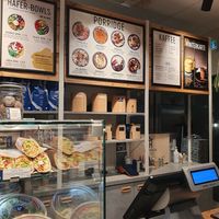 Tolle Auswahl an porridges und bowls at Haferkater - Hbf Bremen - Kiosk in Bremen