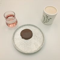 Oat cookie with raspberry jam at Raw to Go Kitchen in Moscow