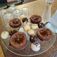 Quelques desserts at Chéri Coco in Pantin