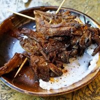 SURYA
BROCHETTES DE PLEUROTES RÔTIES AUX ÉPICES SURYA at Chéri Coco in Pantin