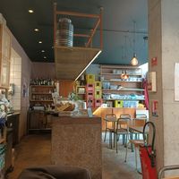 L'intérieur est mignon at Chéri Coco in Pantin