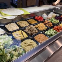 Price of one roll is €7,90. Choices are: vegan kebab, shoarma or falafel. Standard topping is lettuce and then you can choose three more additional toppings and a sauce    at Gustav Grün in Oldenburg