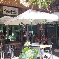 outdoor seating at Amapola Tasty Moments in Valencia