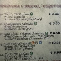 Ein Teil der vegetarischen Speisekarte  at Chino China Town in Fuerteventura