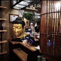 Salle du restaurant at Le Comptoir du Siam in Niort