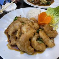 vegan shrimp with broccoli  at Tau in Vienna