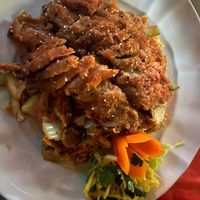 Knusprige Vegane Ente mit gebratenem Reis at Tau in Vienna