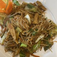 Fried rice noodles with soy and veggies  at Tau in Vienna