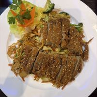 Knusprige Ente mit Nudeln  at Tau in Vienna