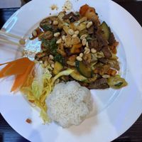 Acht Schätze  at Tau in Vienna