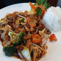 Daily Menu M5 beef with vegetables and rice at Tau in Vienna