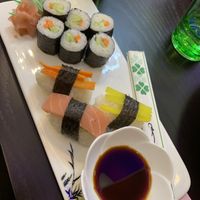 Vorspeise Suhsi/Maki at Tau in Vienna