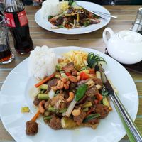 Acht Schätze at Tau in Vienna