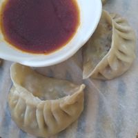 Gedämpfte Teigtaschen at Tau in Vienna