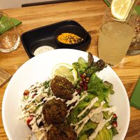 Un bowl libanais. Très très bon ! at 1001 Saveurs Sauvages in Ajaccio