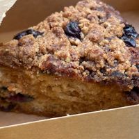 Una especie de bizcocho que me llevo para el desayuno (publico sin probar)  at 1001 Saveurs Sauvages in Ajaccio