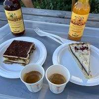 Cake time at Villa Govinda - Veg Soul in Olgiate Molgora