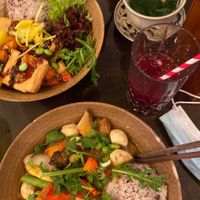 Our bowls and drinks  at To1980 Vegan in Dusseldorf