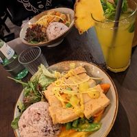 To special with mango curry and to special with green curry and avocado at To1980 Vegan in Dusseldorf