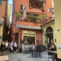 Lovely outdoor seating view  at Jaa Nu' Rosticceria Vegana in Genoa