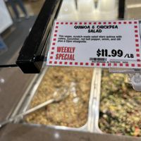 Hot bar   at Nugget Markets in Davis