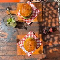 Burgers at Le Petit Chef Belge in Nazare