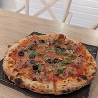Omni Meat Pizza at Soleil Hibiya Okuroji in Tokyo