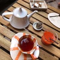 English breakfast tea and a tasty orange juice.  at UNO Caffé Olistico in Bologna