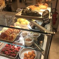 croissant, cakes and cookies all vegan at UNO Caffé Olistico in Bologna