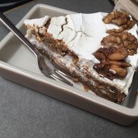 Carrot cake at UNO Caffé Olistico in Bologna