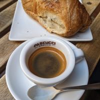 Brioche with pistachio at UNO Caffé Olistico in Bologna