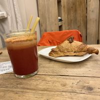   at UNO Caffé Olistico in Bologna