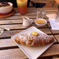 Turmeric croissant   at UNO Caffé Olistico in Bologna
