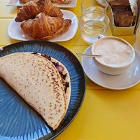  at UNO Caffé Olistico in Bologna