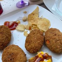 Nuggets de avena at El Monchis Vegano in Mexico City