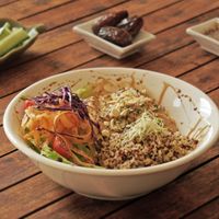 APOLLO
Red lentils w/ jack fruit marinated in lime, ginger & satay sauce (Peanut, coconut cream, red curry and soy), served w/ quinoa, romaine lettuce, broccoli sprouts and carrots at Hippocrates Healthy Eatery in Randwick