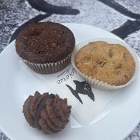 Only liked the baci   at Riviera Bistrot Pasticceria in Alassio