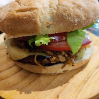 1.3.1.2. Burger at Cerveceria La Raposa in Oviedo