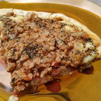 Pizza de carne de soja at Evegan in Belo Horizonte